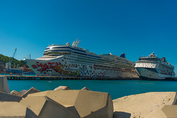 Oasis Of The Seas - 2012-4