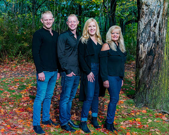 Brenda & Family-100-5