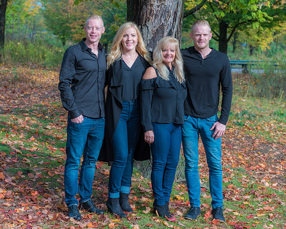 Brenda & Family-8